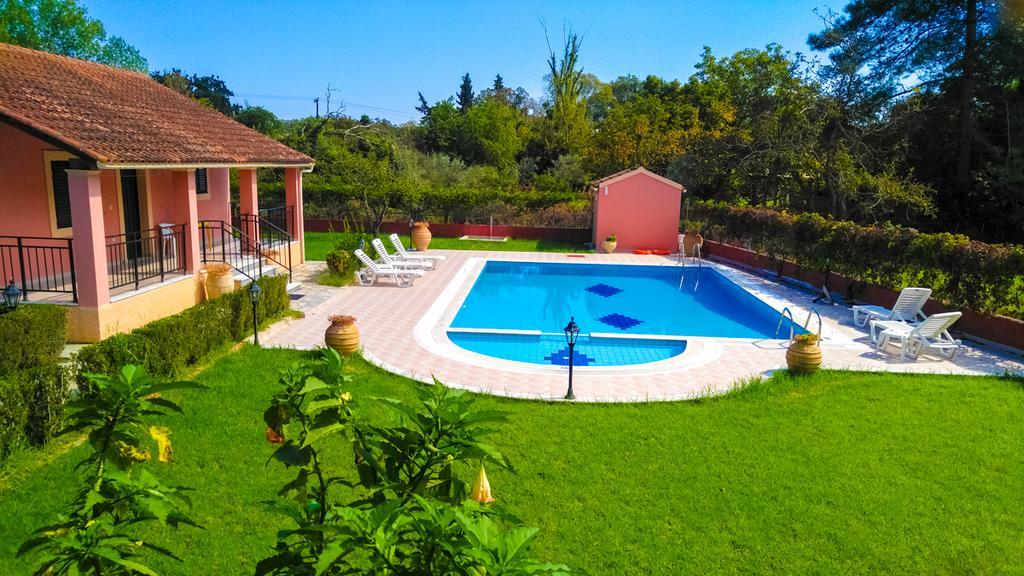 Gregory-Vassilis Apartments Дасия Екстериор снимка